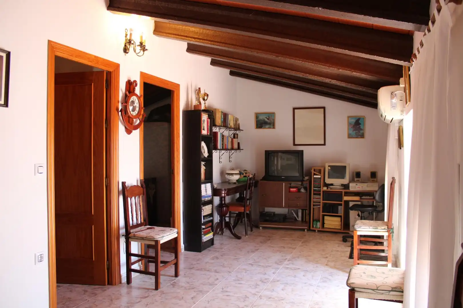Sala d'estar de Casa o xalet en venda en Castilblanco de los Arroyos amb Aire condicionat, Calefacció i Traster