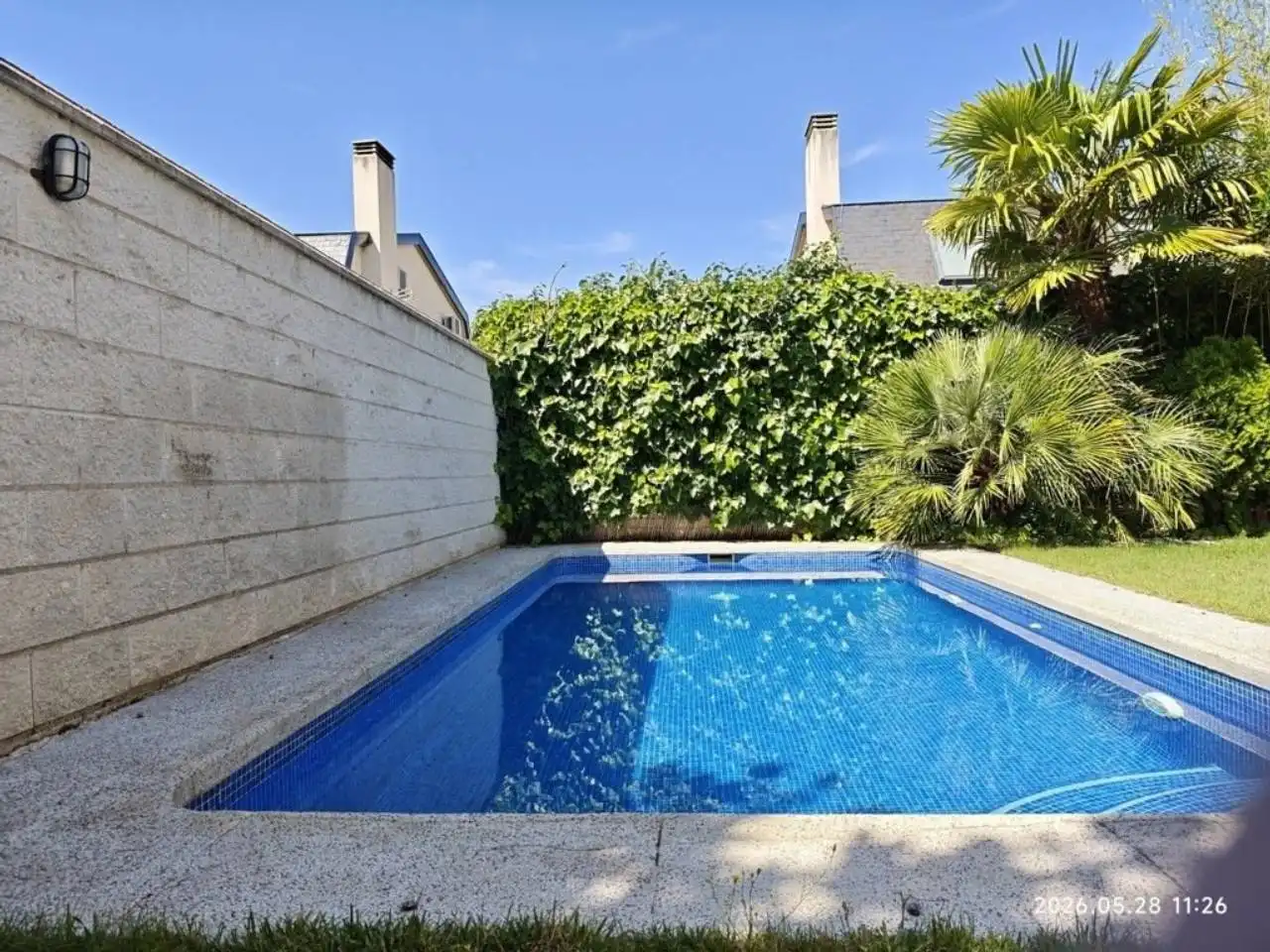 Piscina de Casa adosada en venta en Aranjuez con Calefacción, Trastero y Amueblado
