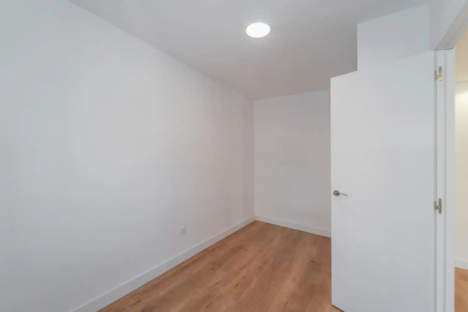 Piso en venta en Móstoles con Calefacción, Terraza y Balcón