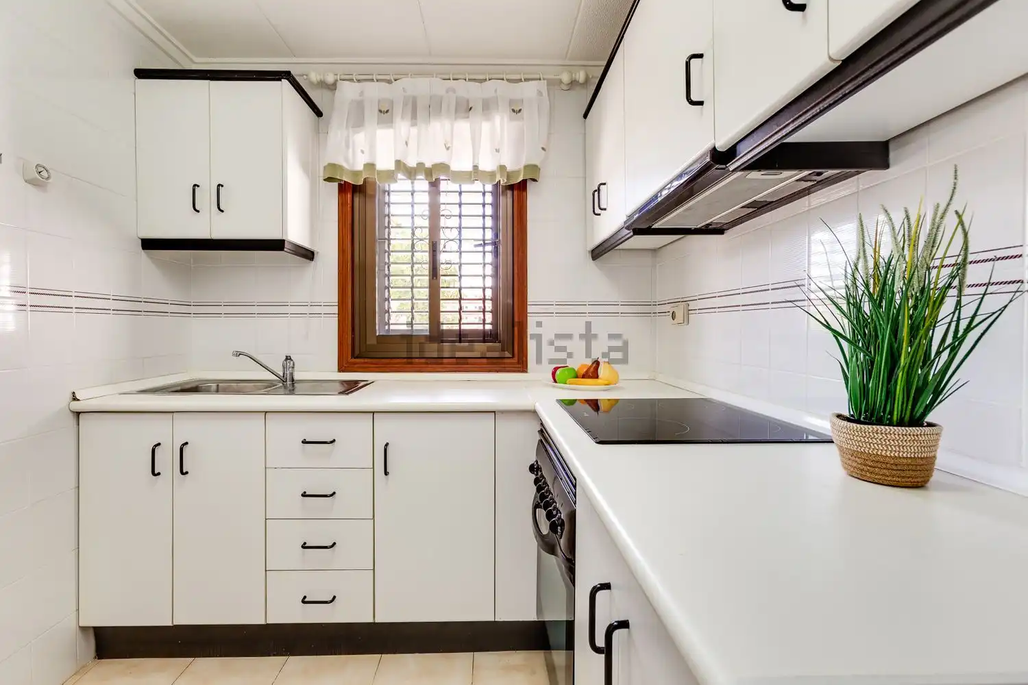 Cocina de Casa o chalet de alquiler en Pilar de la Horadada con Aire acondicionado, Calefacción y Jardín privado