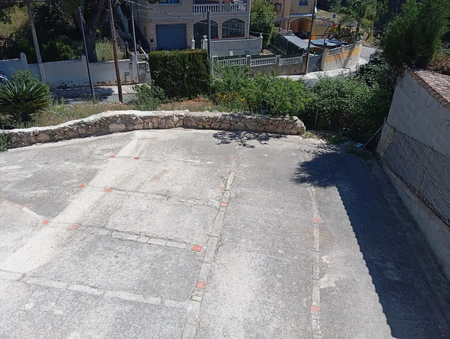 Aparcament de Casa o xalet en venda en Bellvei amb Aire condicionat, Jardí privat i Terrassa