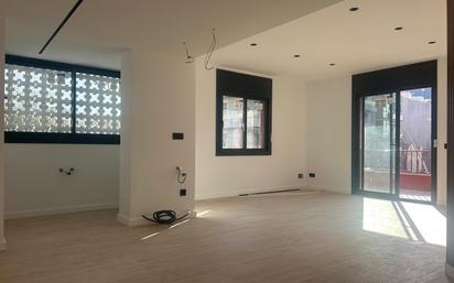 Living room of Flat for sale in Granollers  with Air Conditioner, Heating and Terrace