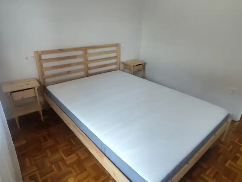 Dormitori de Pis de lloguer en Muros de Nalón amb Calefacció, Moblat i Forn