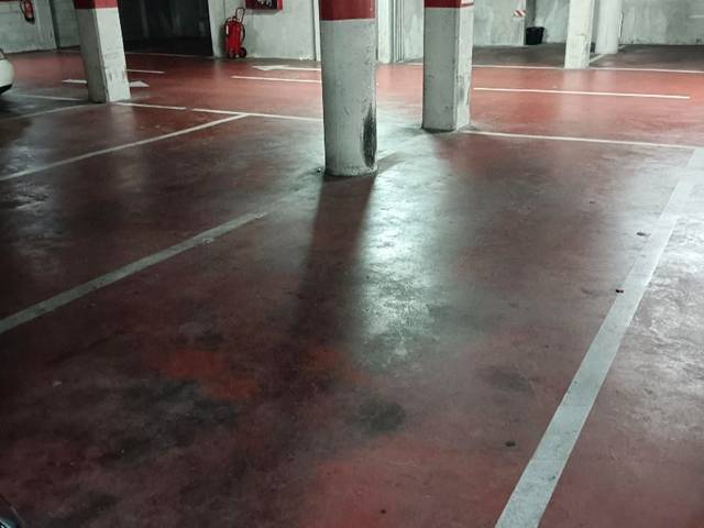 Garaje en Alquiler en Plaça d'Orleans, 1 en Nou Eixample Nord