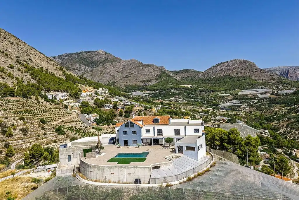 Casa amb terrassa en venda a Callosa d'en Sarrià, imagen 4