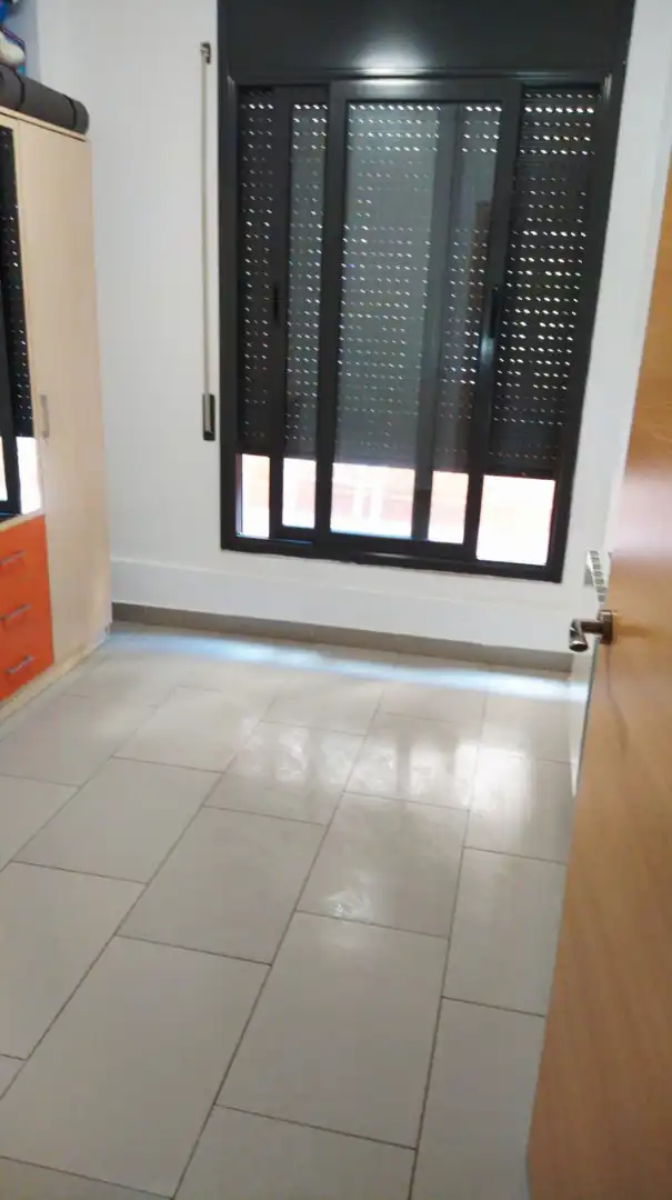 Planta baja en venta en Santa Perpètua de Mogoda con Aire acondicionado, Terraza y Amueblado