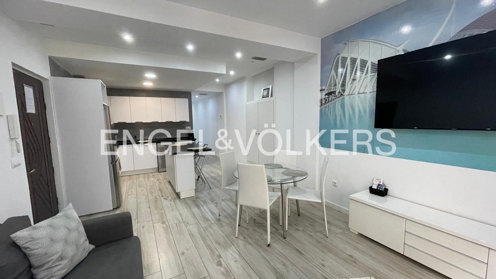 Apartament de lloguer en  Valencia Capital amb Aire condicionat, Calefacció i Moblat