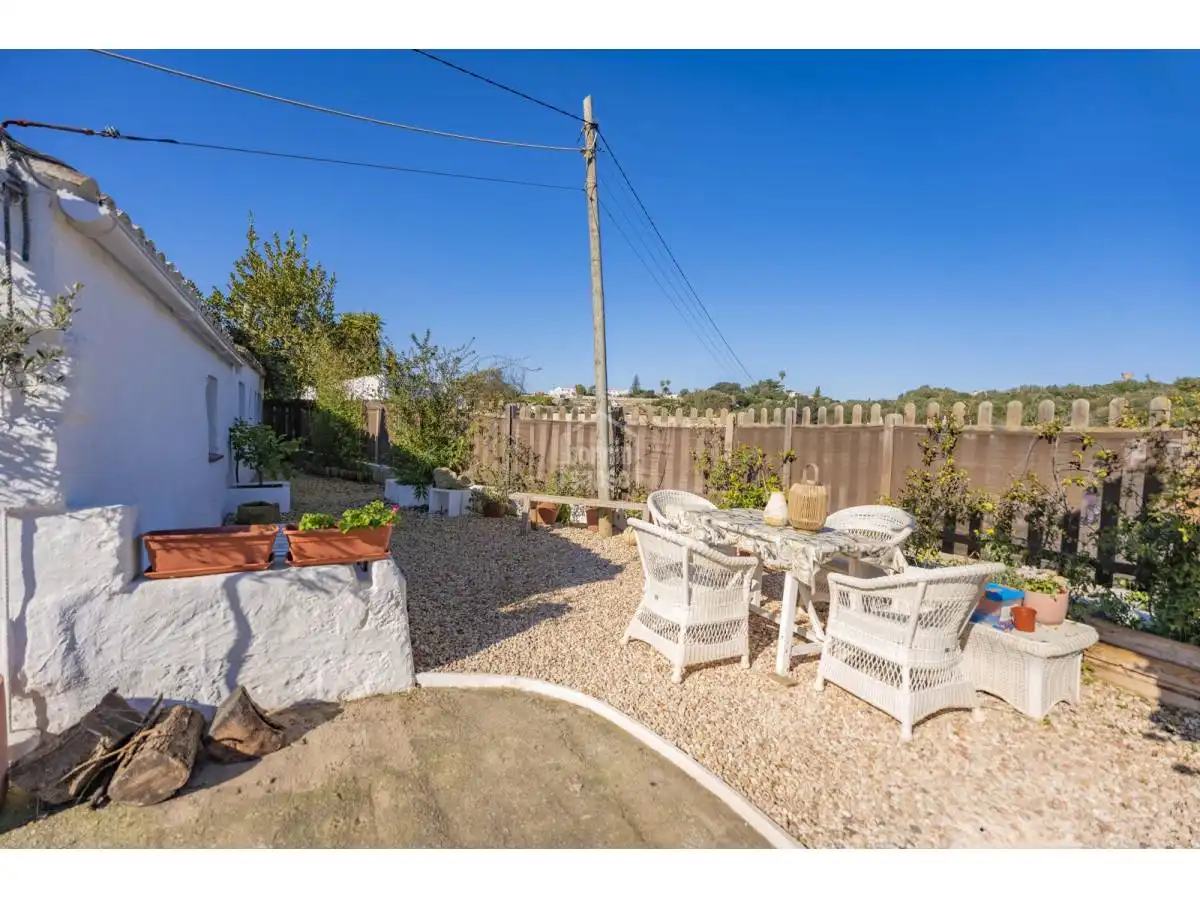 Garten von Country house zum Verkauf in Es Migjorn Gran mit Privatgarten, Terrasse und Möbliert