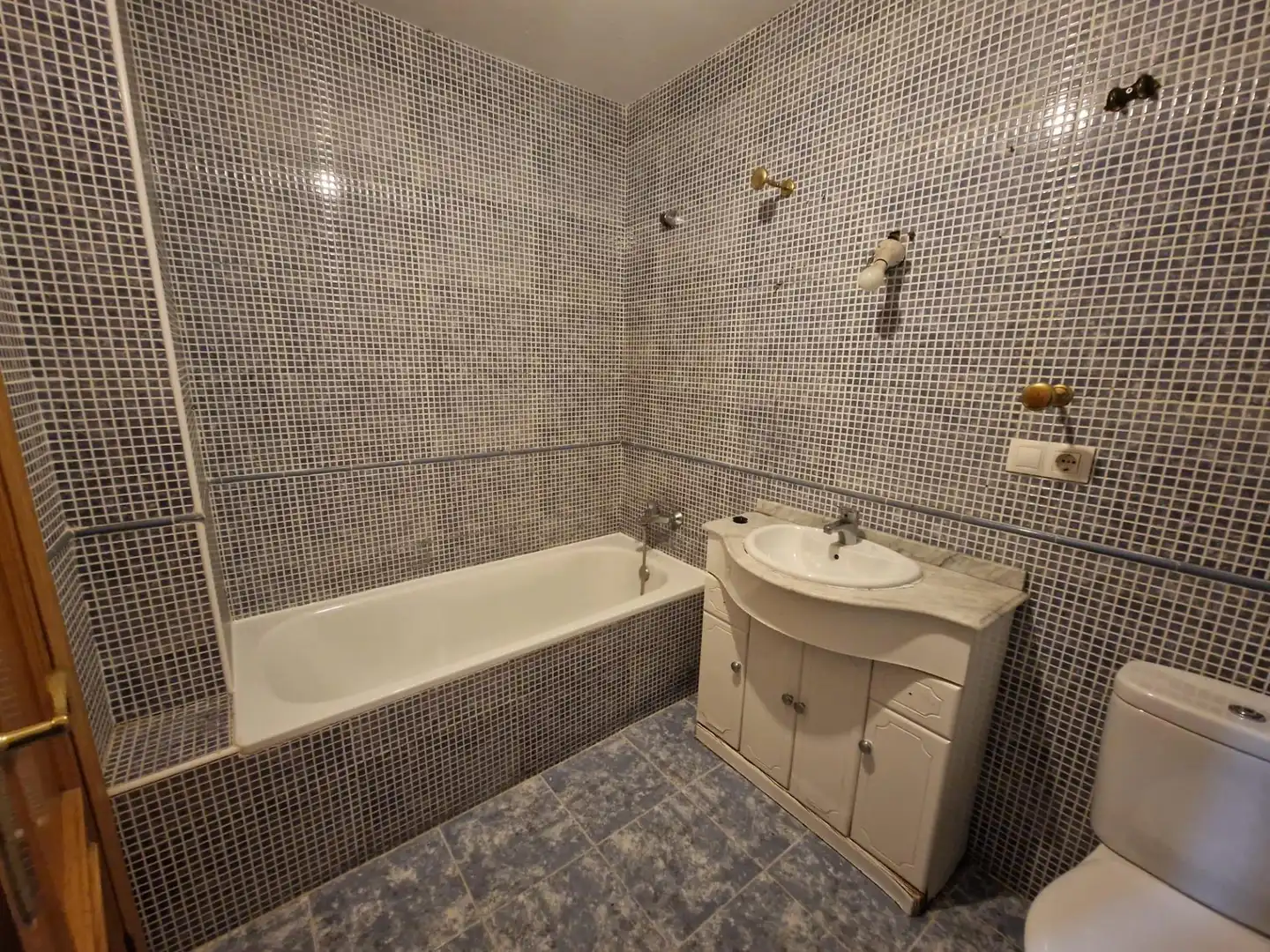 Appartamento con ascensore in vendita a Cedillo del Condado, imagen 17