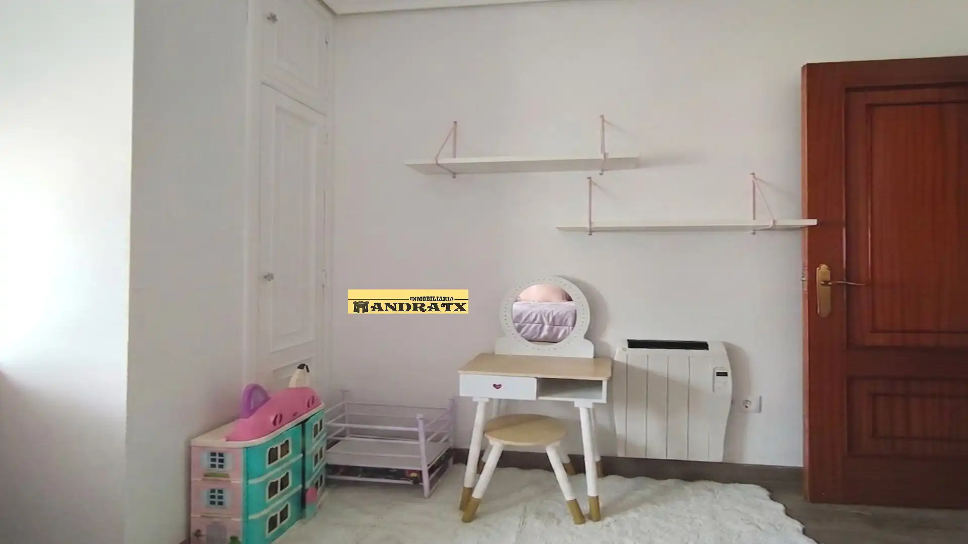 Schlafzimmer von Wohnung zum Verkauf in Narón mit Heizung und Möbliert