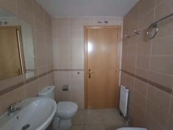 Baño de Piso en venta en Illescas con Calefacción
