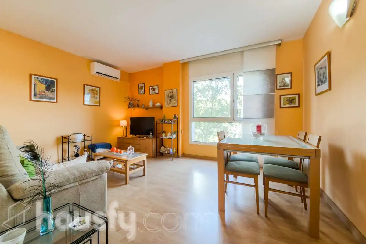 Vista exterior de Piso en venta en Ciutat Vella