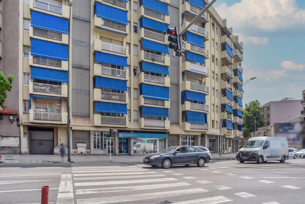 Vista exterior de Garatge en venda en Centre - Sant Oleguer
