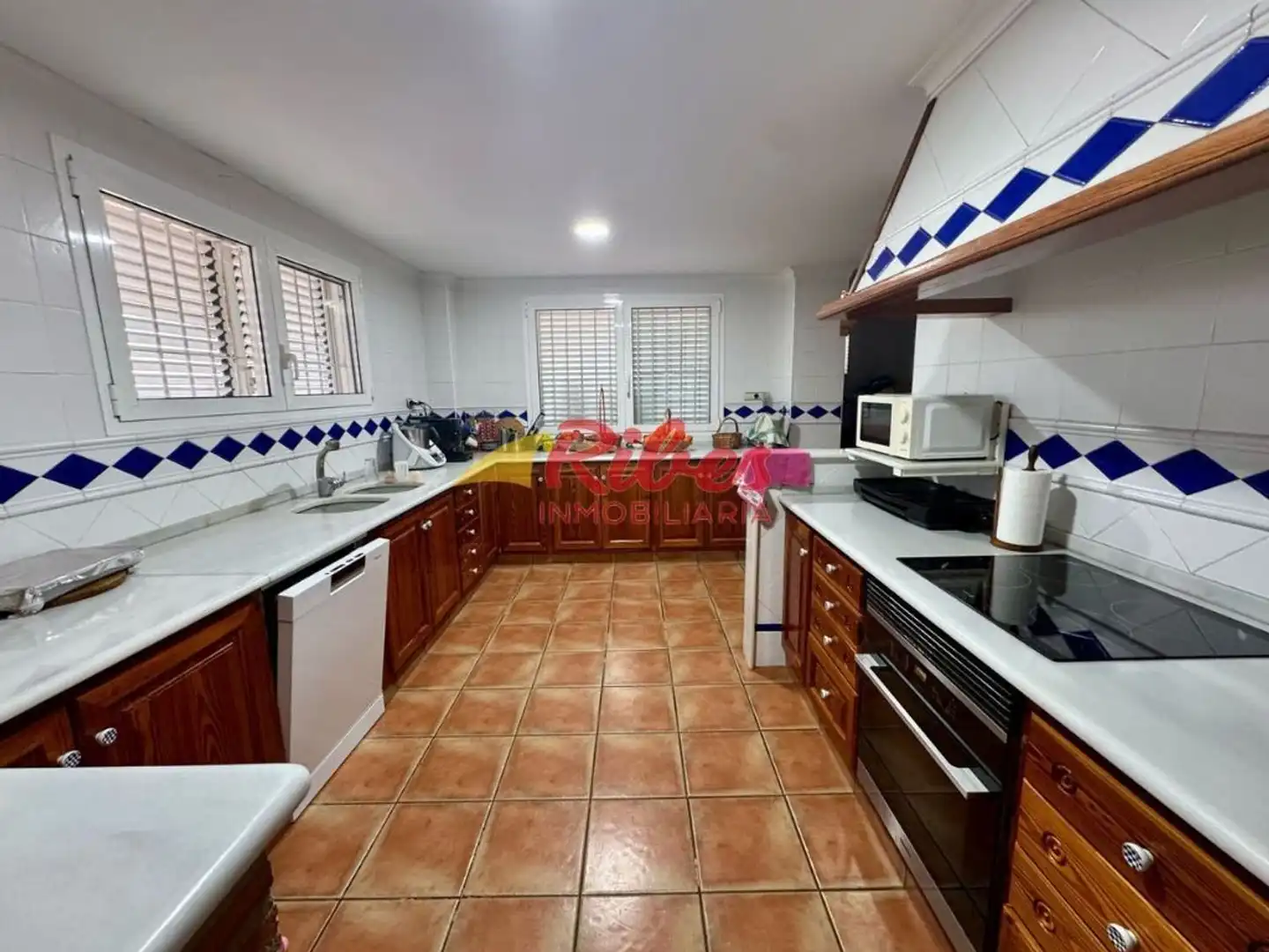 Cuina de Casa o xalet en venda en Cullera amb Aire condicionat, Jardí privat i Terrassa