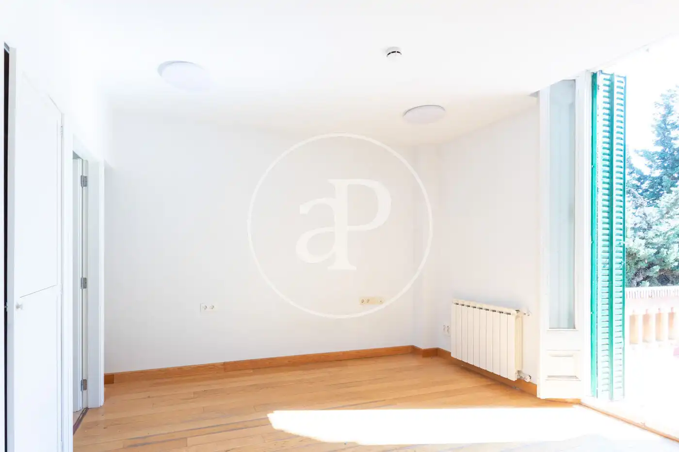 Bedroom of Houses for rent in Barcelona  with Air Conditioner, Heating and Private garden
