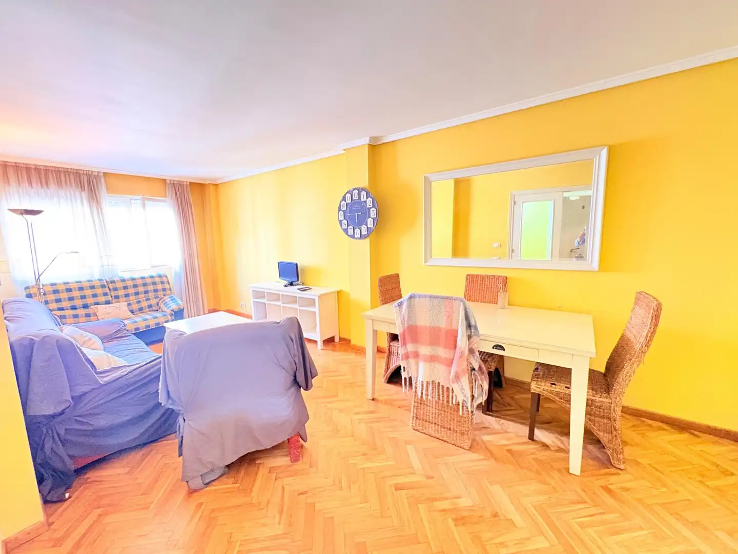 Sala de estar de Piso en venta en Ponferrada con Calefacción, Trastero y Amueblado