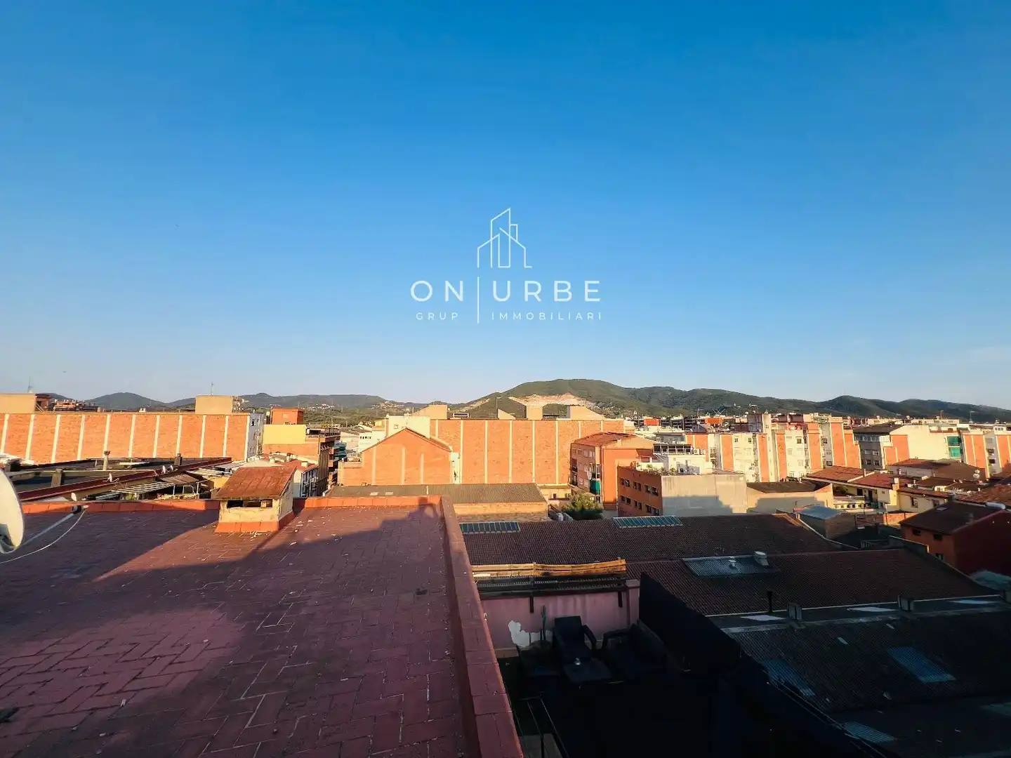 Terrassa de Pis en venda en La Llagosta amb Aire condicionat, Terrassa i Moblat