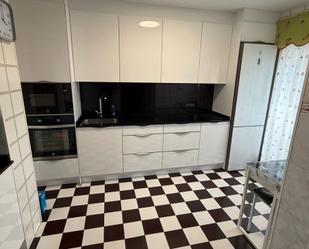 Kitchen of Flat for sale in Móstoles  with Heating, Parquet flooring and Terrace