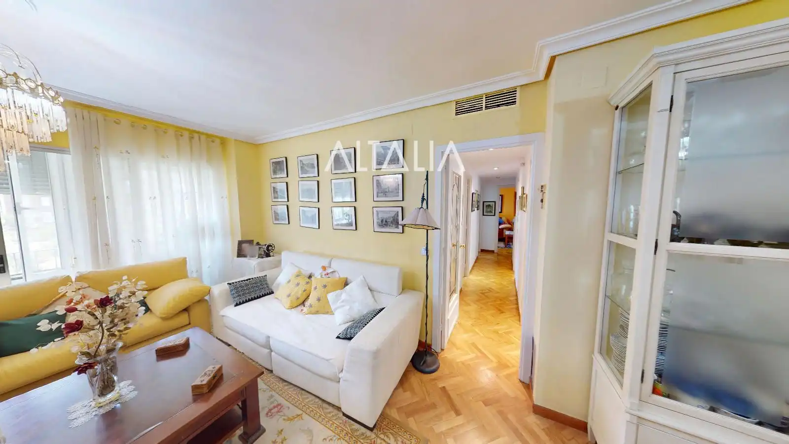 Sala de estar de Piso en venta en Cuenca con Terraza y Trastero