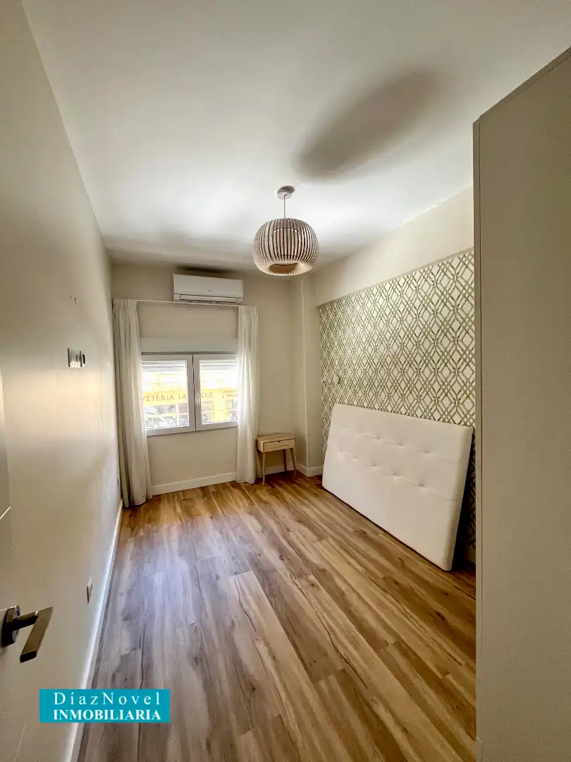 Habitación de Local en venta en Málaga con Aire acondicionado, Calefacción y Parquet