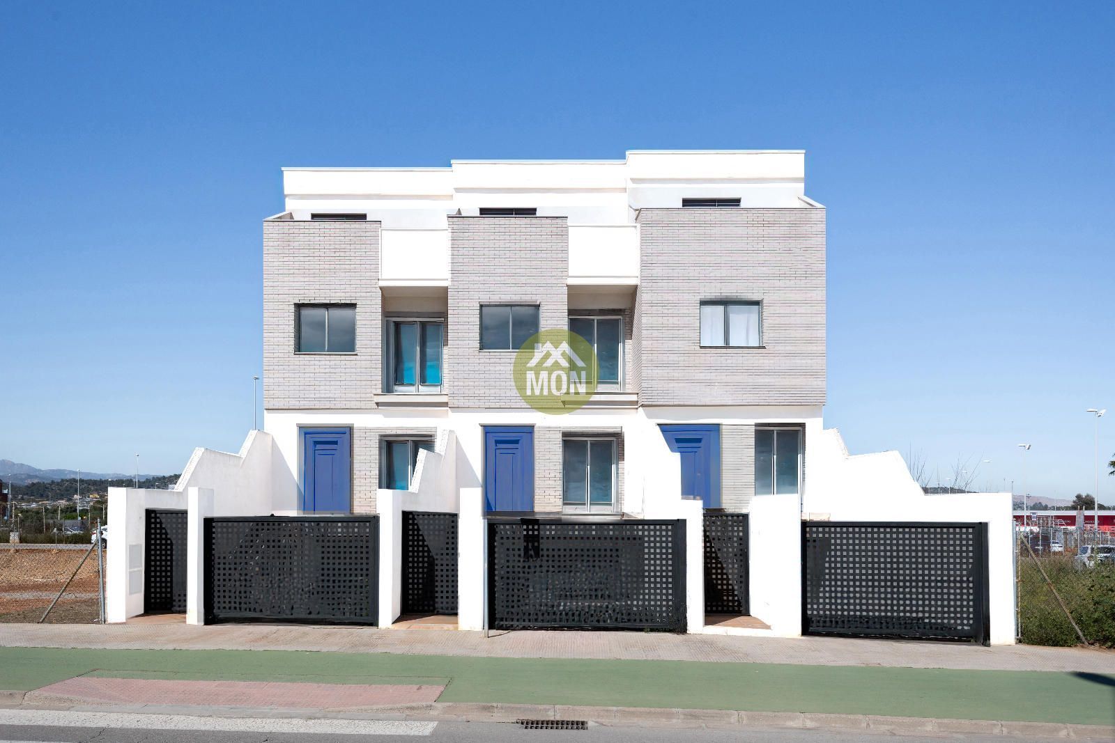 Casa adosada en venta en Onda