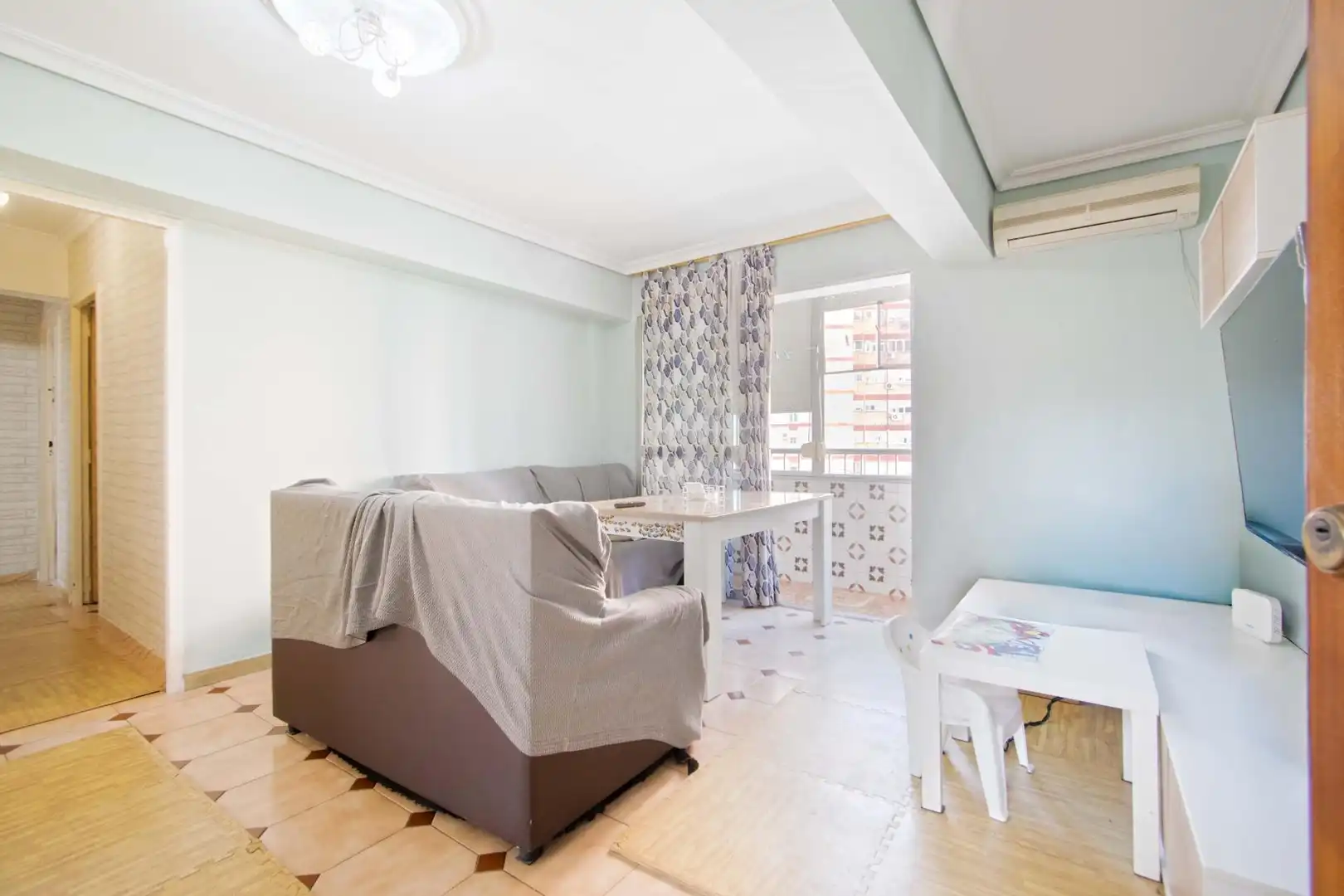 Habitación de Piso en venta en Sevilla con Balcón