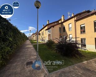 Vista exterior de Dúplex en venda en Sojuela amb Terrassa