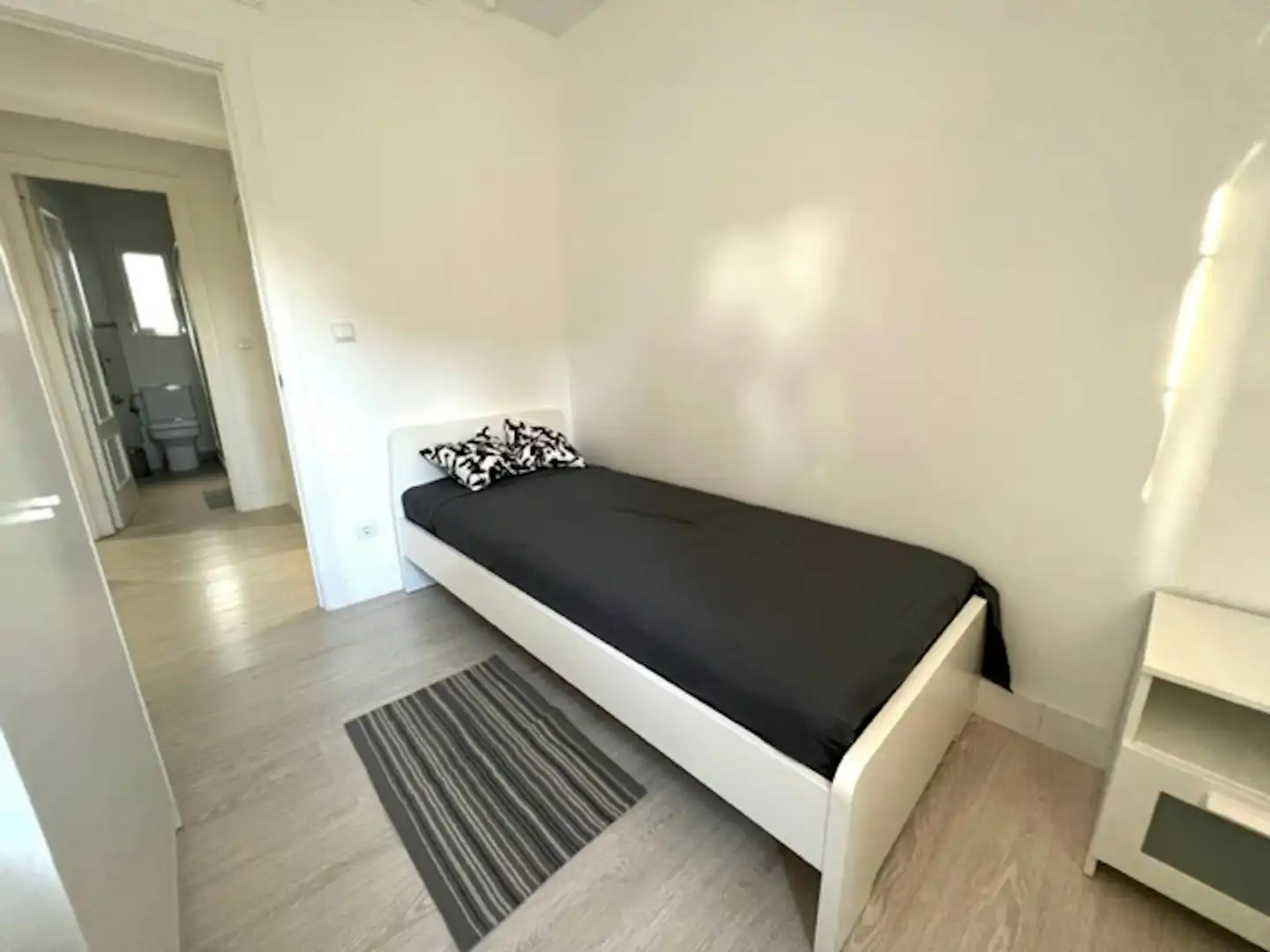 Bedroom of Flat for share in Madrid  with Heating and Washing machine