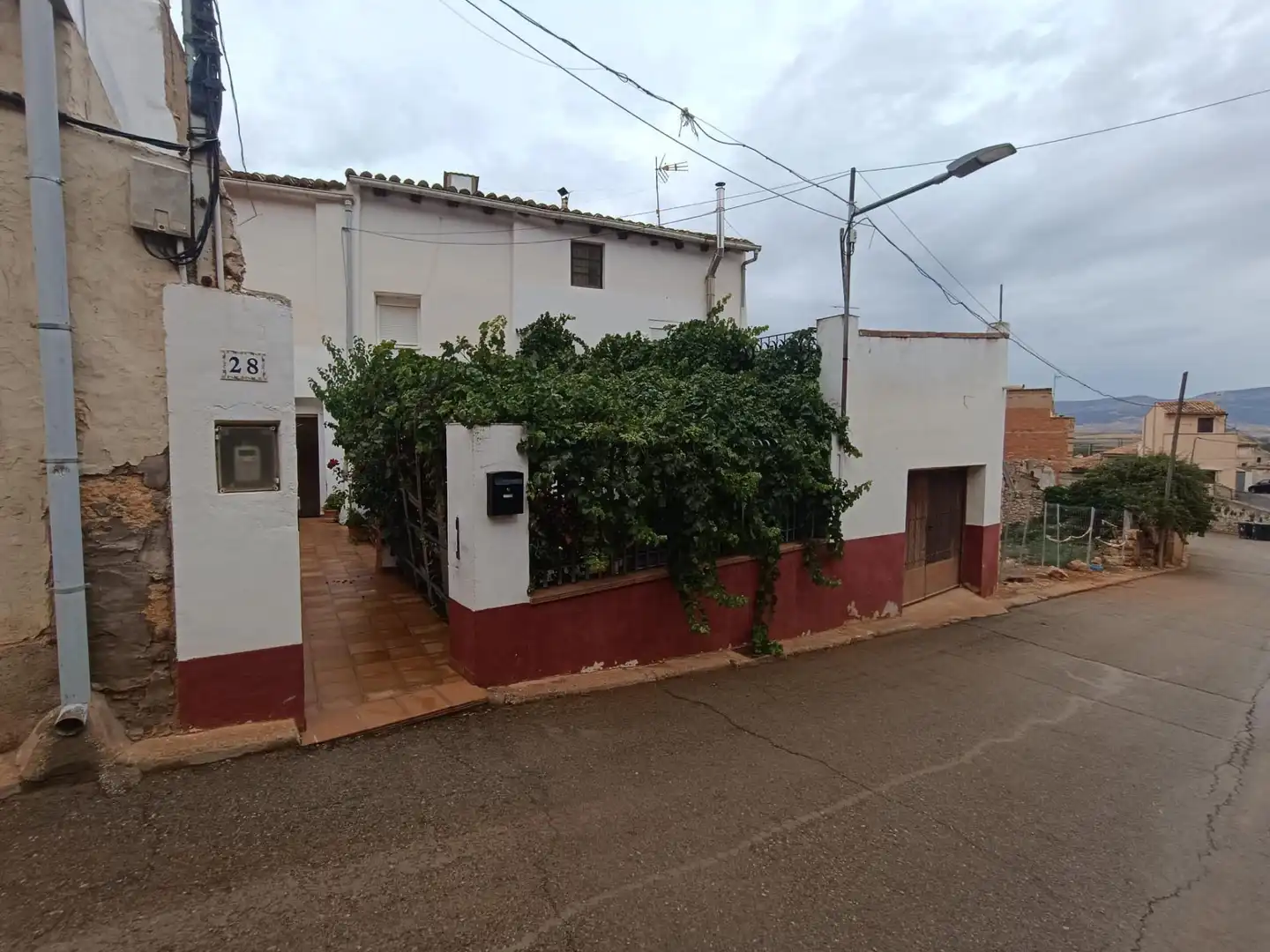 Casa con jardín en venta en Alfambra