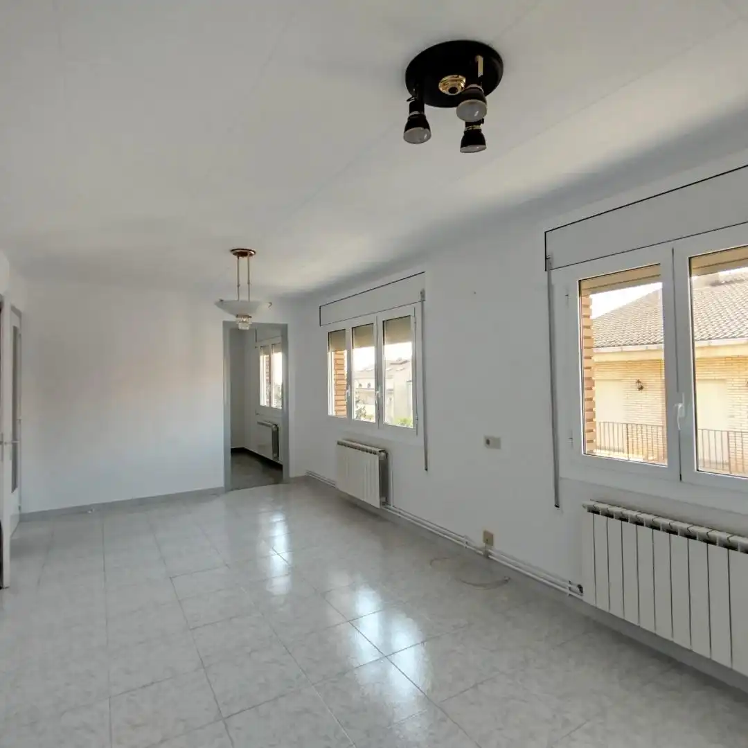 Living room of Flat for rent in Casserres  with Heating and Balcony