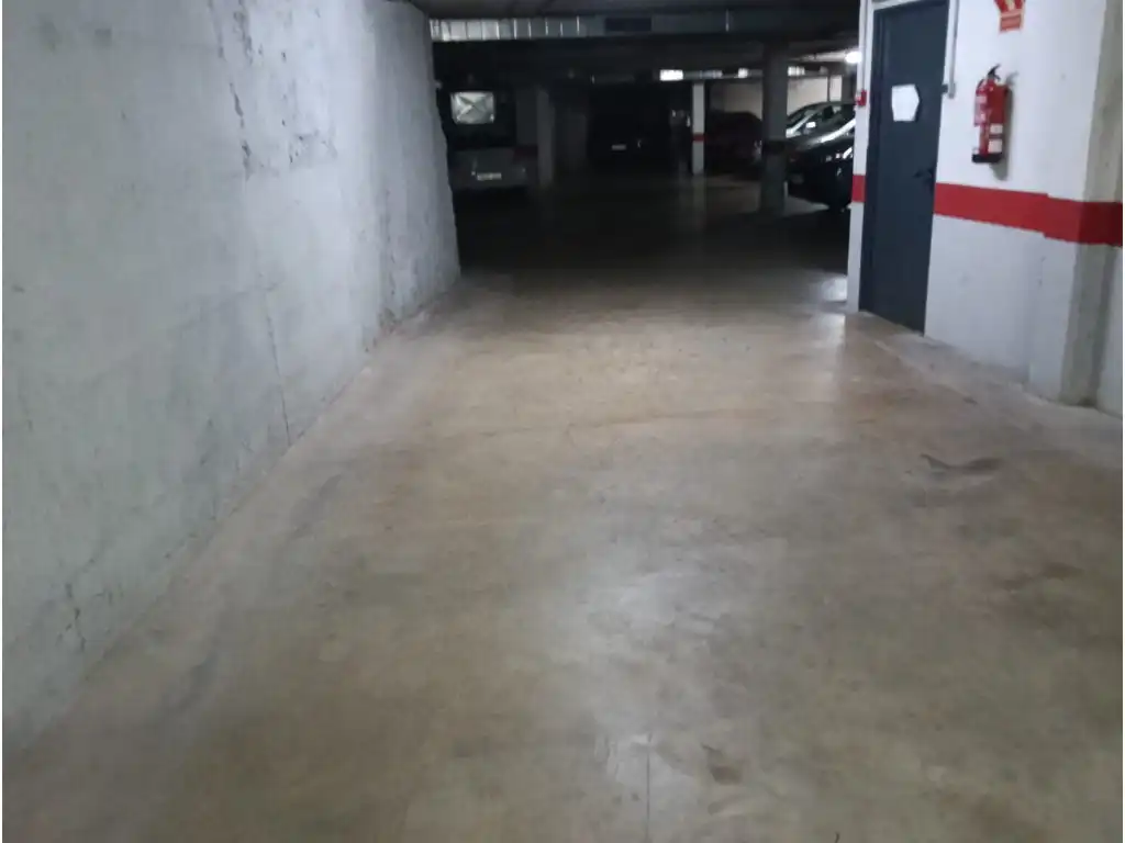 Einzelparkplatz zum Verkauf in Horta - Guinardó, imagen 4