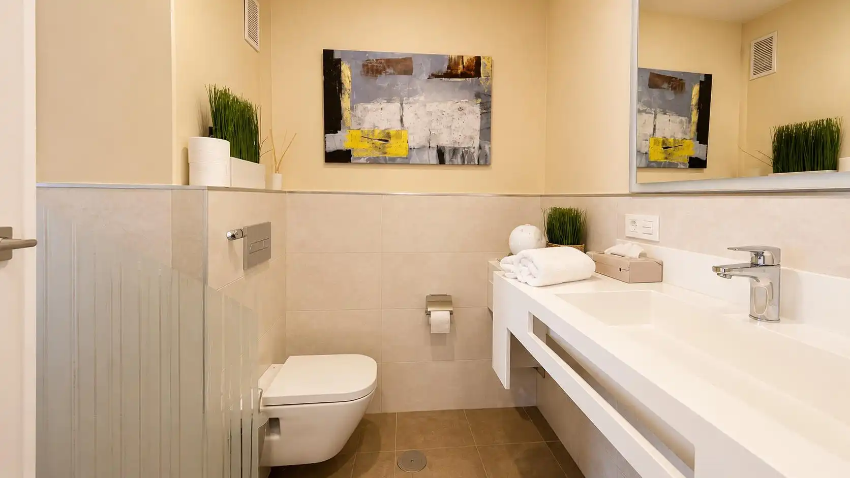 Badezimmer von Wohnung zur Miete in Las Palmas de Gran Canaria mit Klimaanlage, Heizung und Möbliert