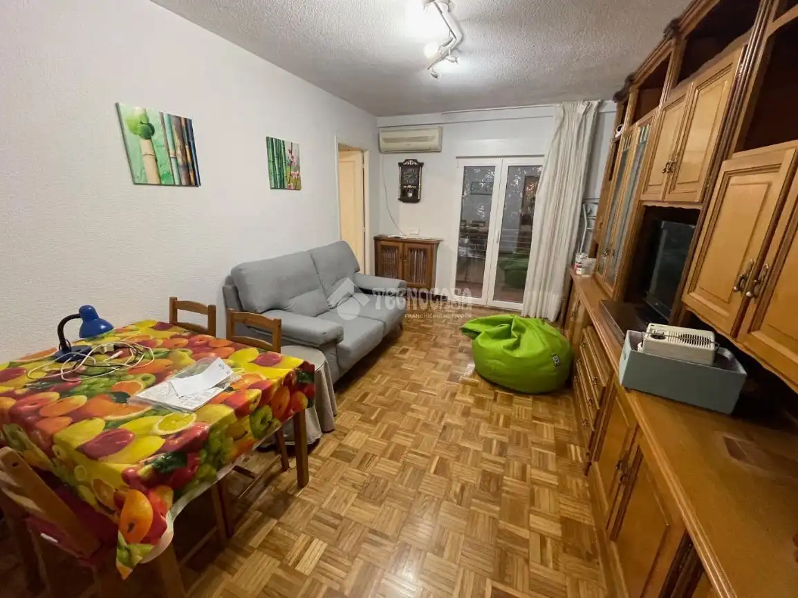 Sala d'estar de Pis de lloguer en Madrid amb Aire condicionat, Calefacció i Terrassa
