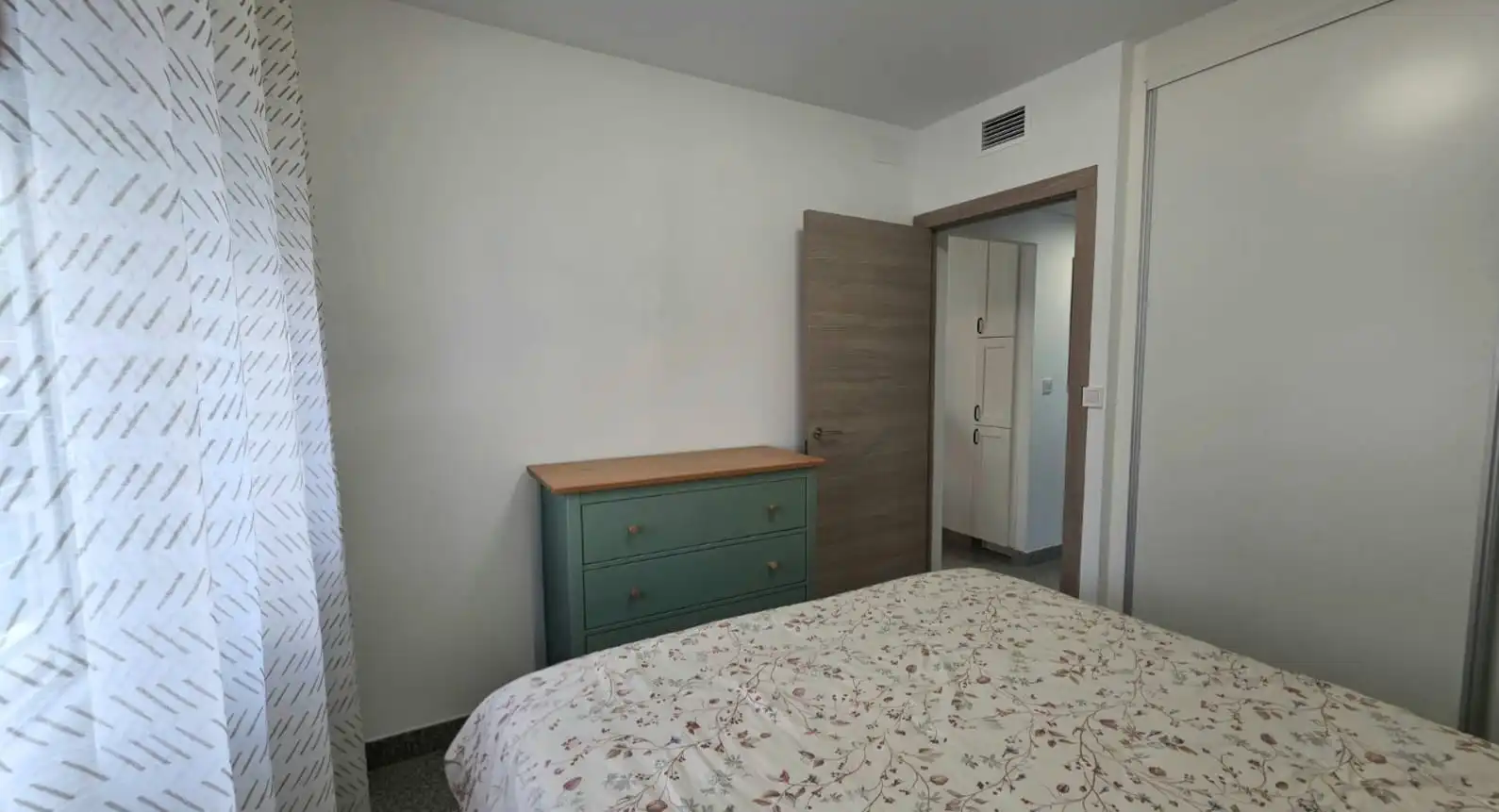 Bajo con terraza en venta en Benetússer, imagen 8
