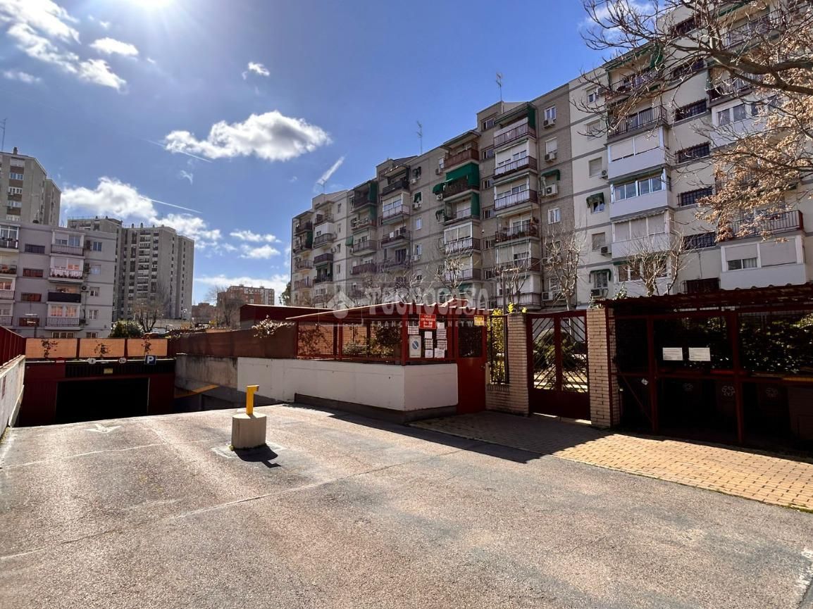 Exterior view of Flat for sale in  Madrid Capital  with Air Conditioner, Heating and Terrace