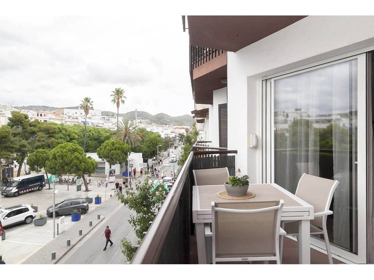 Vista exterior de Pis en venda en Sitges amb Balcó