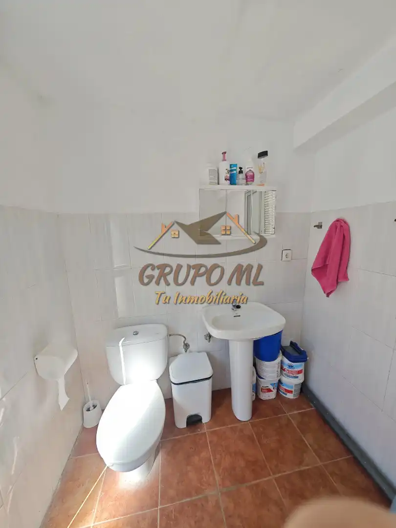 Badezimmer von Haus oder Chalet zum Verkauf in Torreperogil mit Klimaanlage, Heizung und Privatgarten