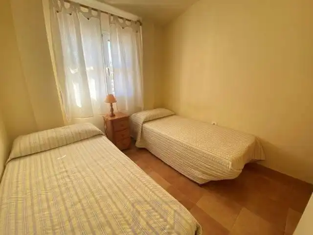 Habitación de Apartamento en venta en Islantilla con Aire acondicionado, Calefacción y Terraza