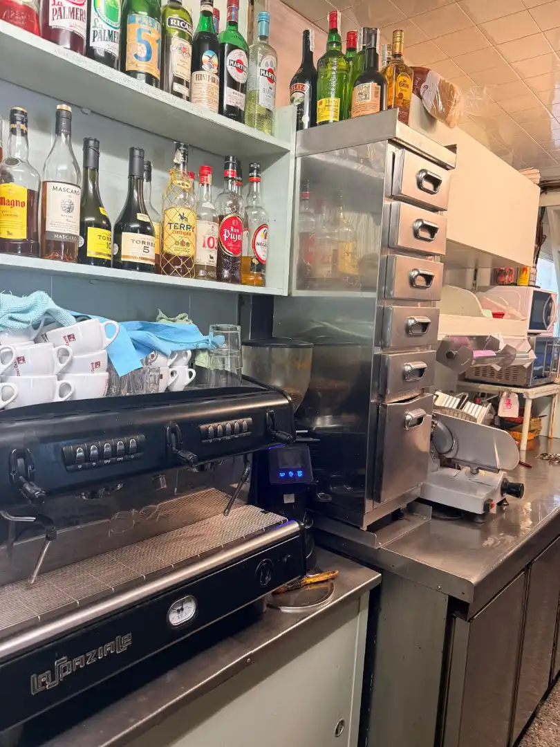 Local en traspaso en Palafrugell con Amueblado