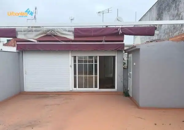Vista exterior de Casa o xalet en venda en Talavera la Real amb Terrassa i Traster
