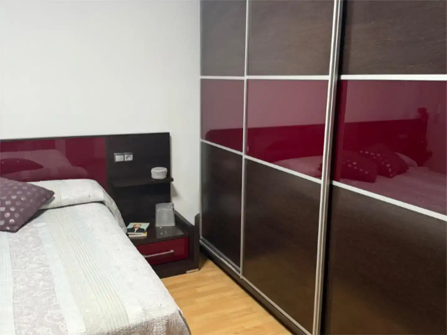 Dormitori de Casa adosada en venda en Alfacar amb Aire condicionat, Parquet i Piscina