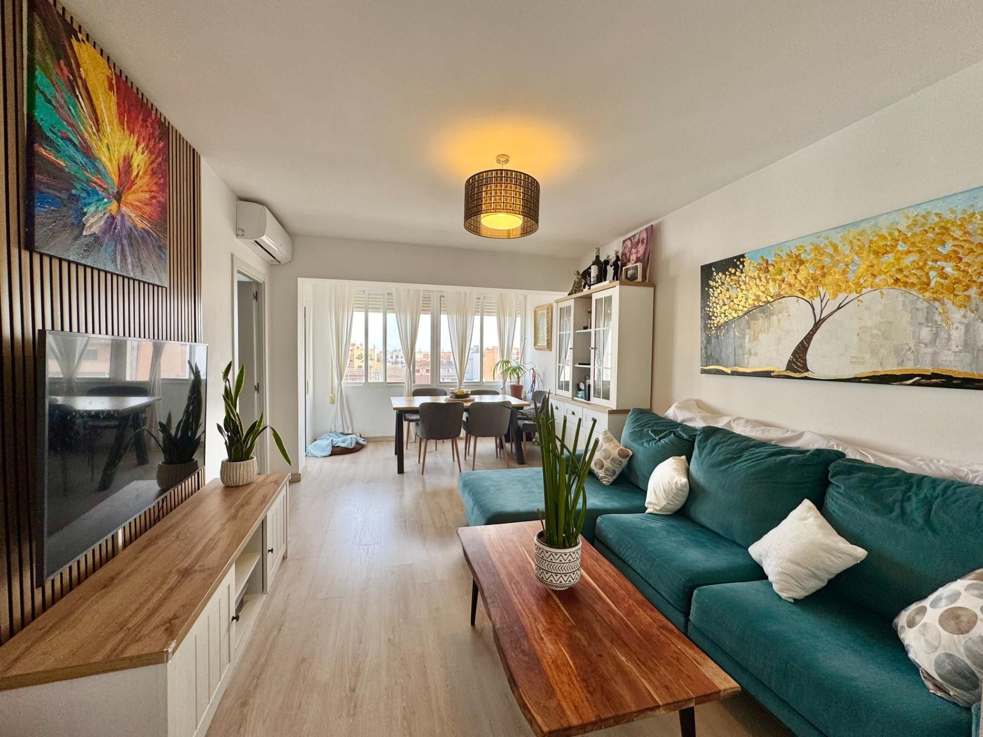 Sala d'estar de Pis en venda en  Palma de Mallorca amb Aire condicionat, Parquet i Terrassa