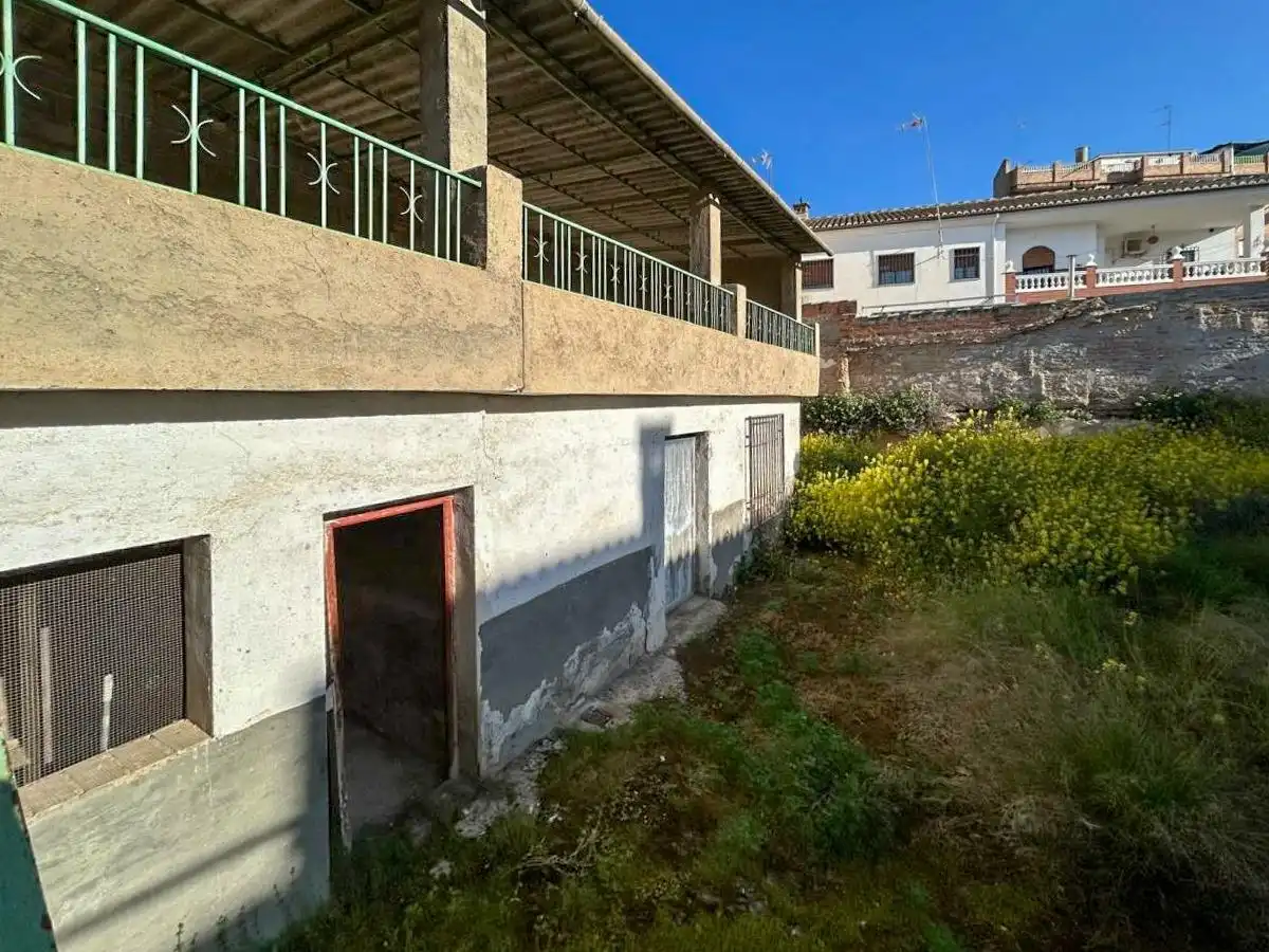 Vista exterior de Residencial en venta en Atarfe