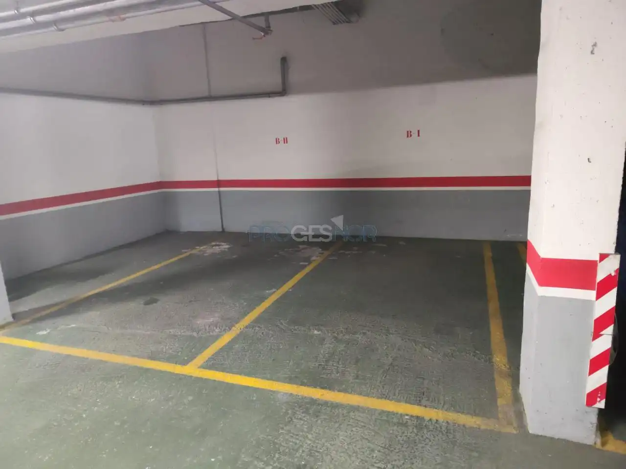 Parking de Apartamento en venta en San Andrés del Rabanedo con Calefacción, Parquet y Terraza