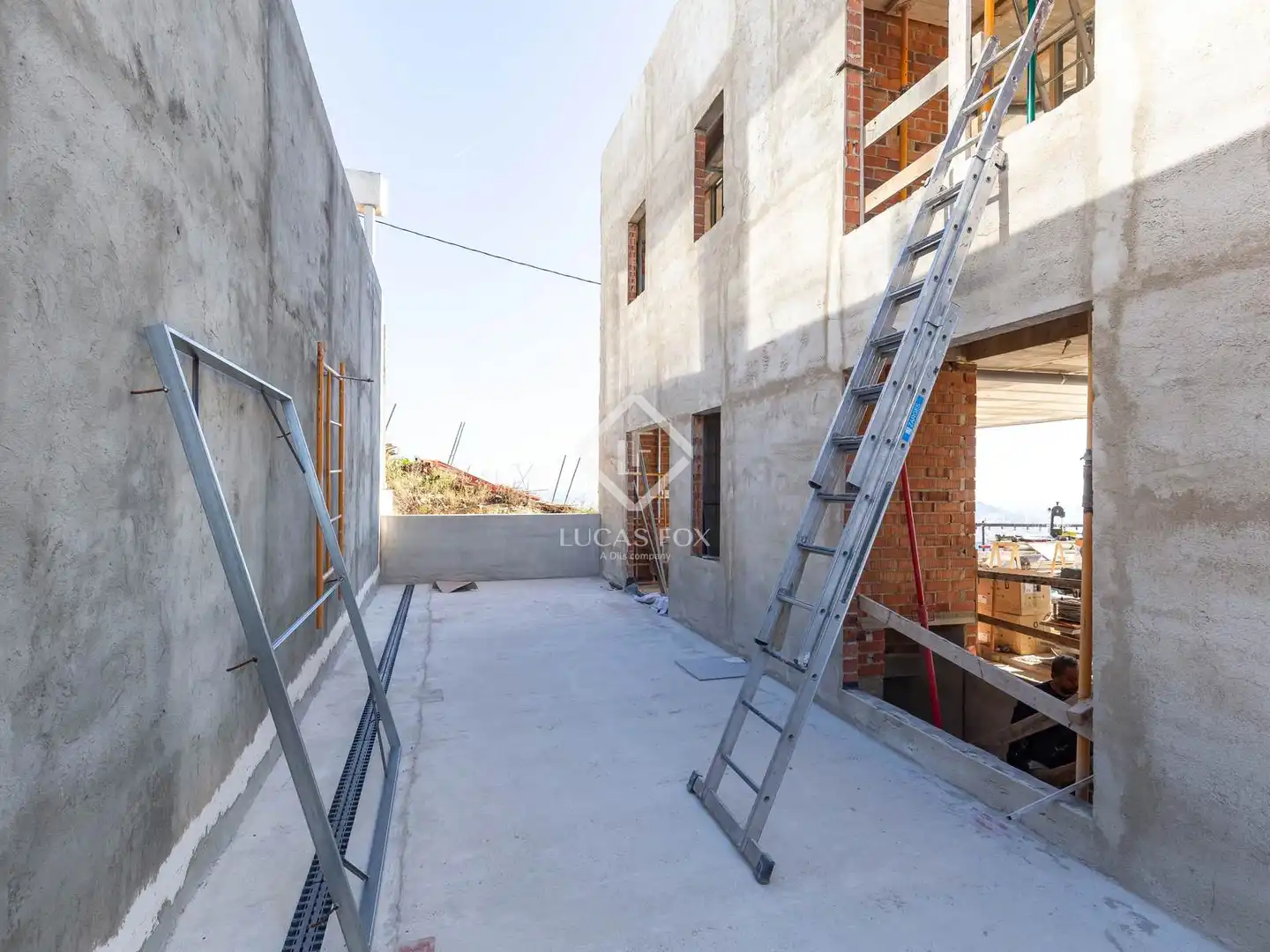 Vista exterior de Casa o xalet en venda en Esplugues de Llobregat amb Aire condicionat, Calefacció i Parquet