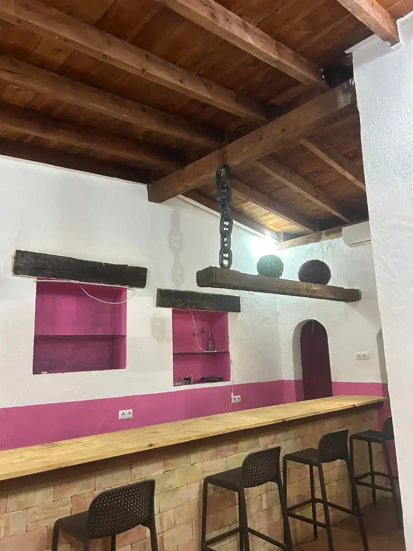 Commercial properties for rent in Cartagena  with Air Conditioner, Heating and Furnished