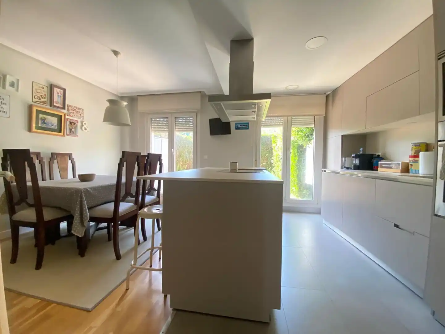 Küche von Maisonette zum Verkauf in Donostia - San Sebastián  mit Heizung, Privatgarten und Terrasse