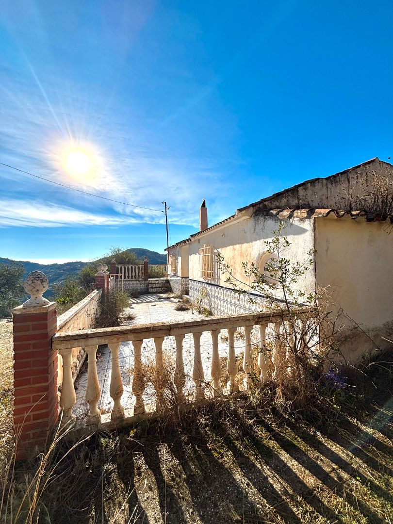 Exterior view of House or chalet for sale in Colmenar