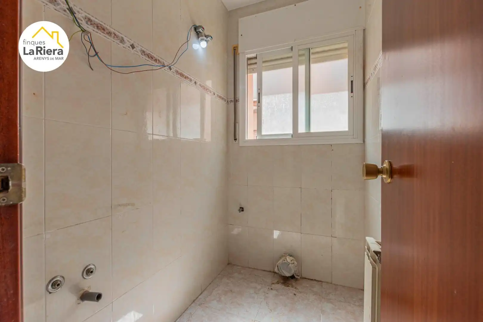 Badezimmer von Wohnung zum Verkauf in Arenys de Mar