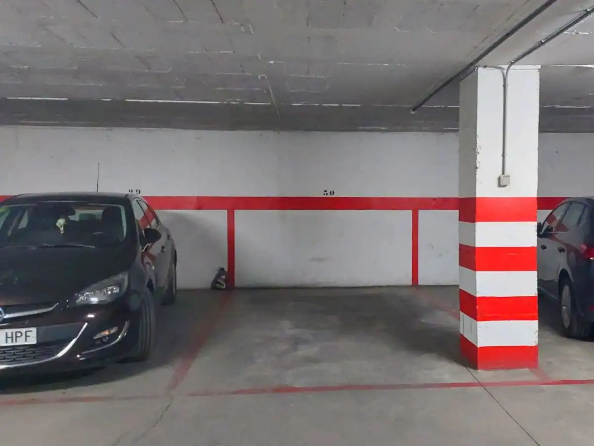 Parking of Garage for rent in Granada  with Alarm